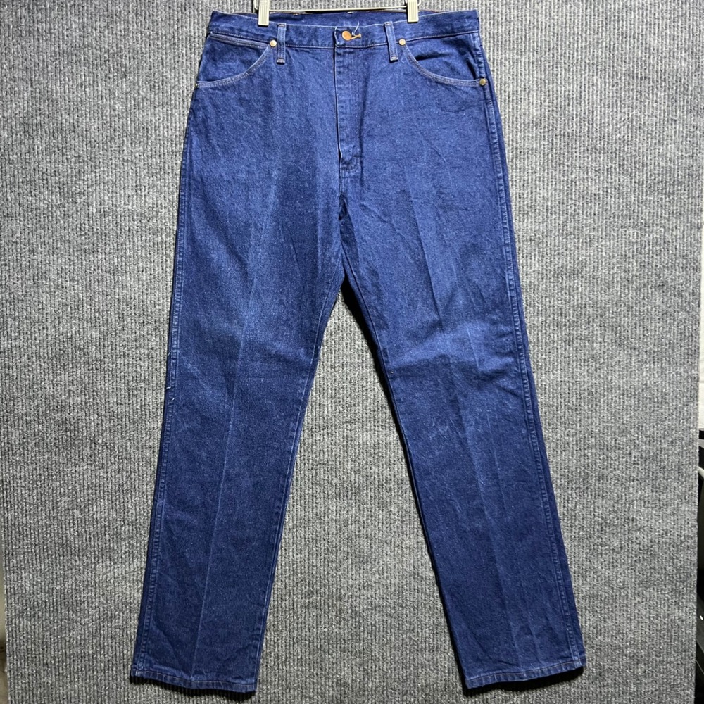 Wrangler 13MWZ Cowboy Cut Jeans Mens 35x34 Blue Denim Straight Leg High Rise